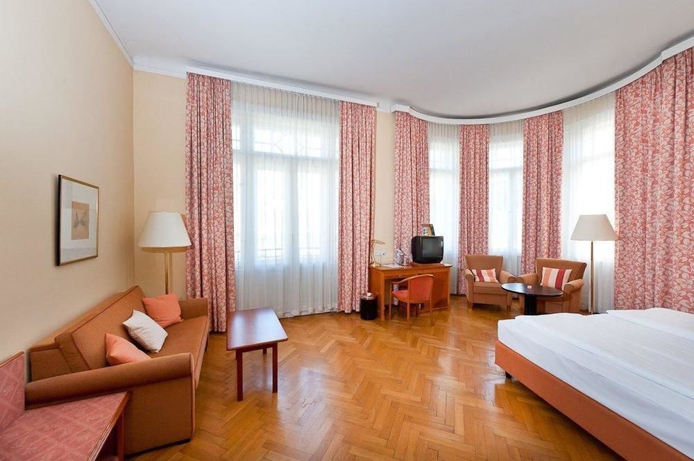 Hotel Johann Strauss 4*
