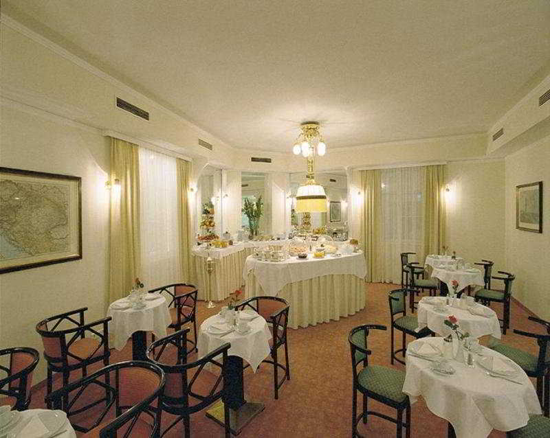Johann Strauss Hotel 4*